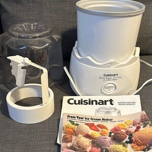 Cuisinart White Frozen Yogurt and Ice Cream Maker